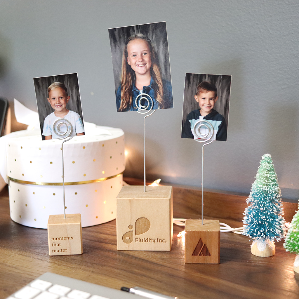 wooden photo holder block luxury corporate gifts
